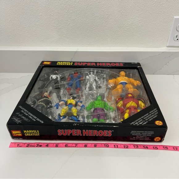 Vintage Marvel's Greatest Heroes Collector's Signature Edition NIB Figures Set - Picture 15 of 16